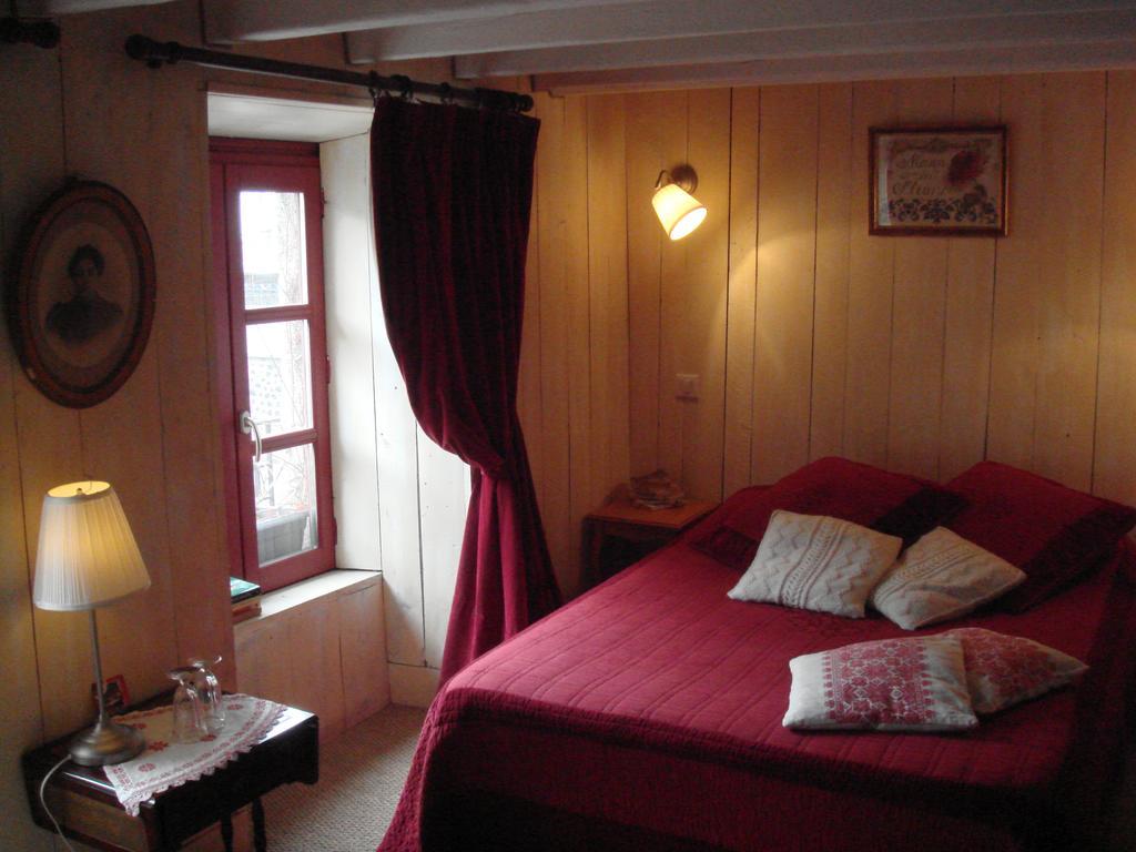La Maison De Justine Murat (Cantal) Exterior photo