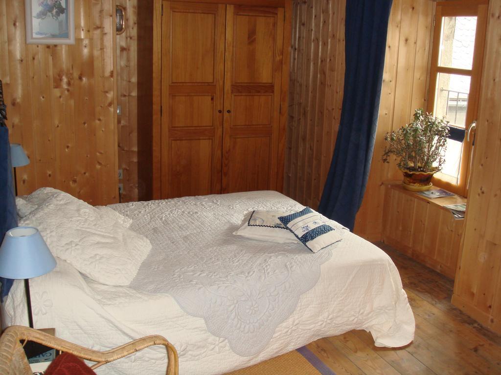 La Maison De Justine Murat (Cantal) Exterior photo