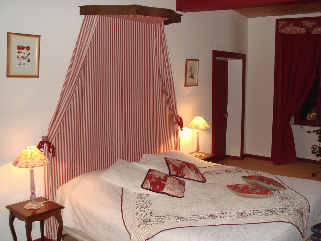 La Maison De Justine Murat (Cantal) Exterior photo